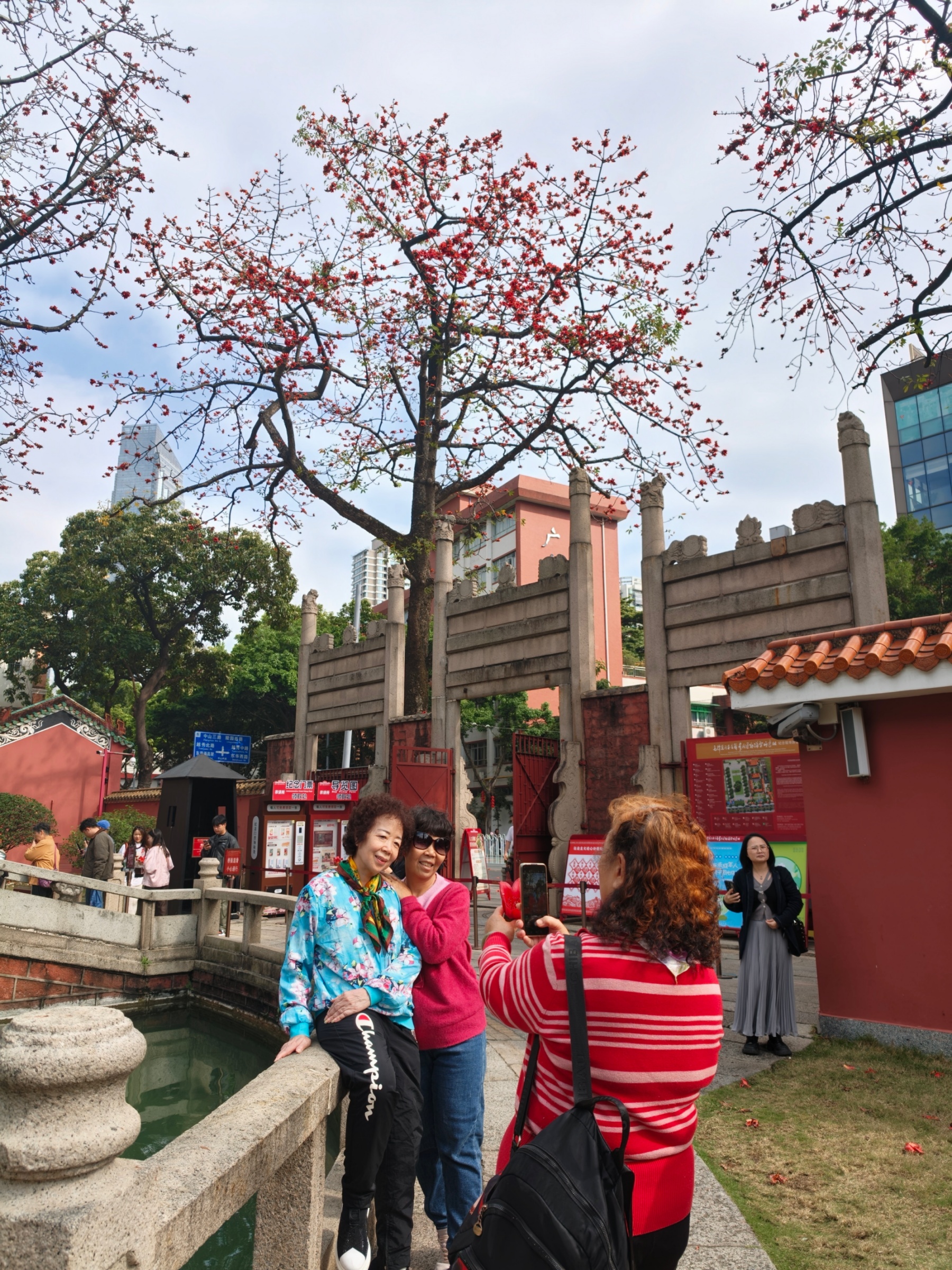 ��ũ��������ݣ������ο���ľ�޻�������Ӱ������������� ���ŵ���