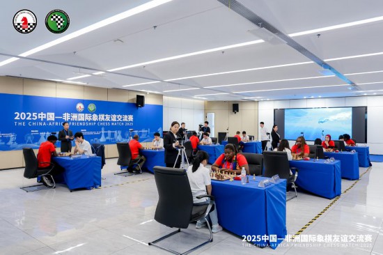 选手们在比赛中。图源:赛事组委会