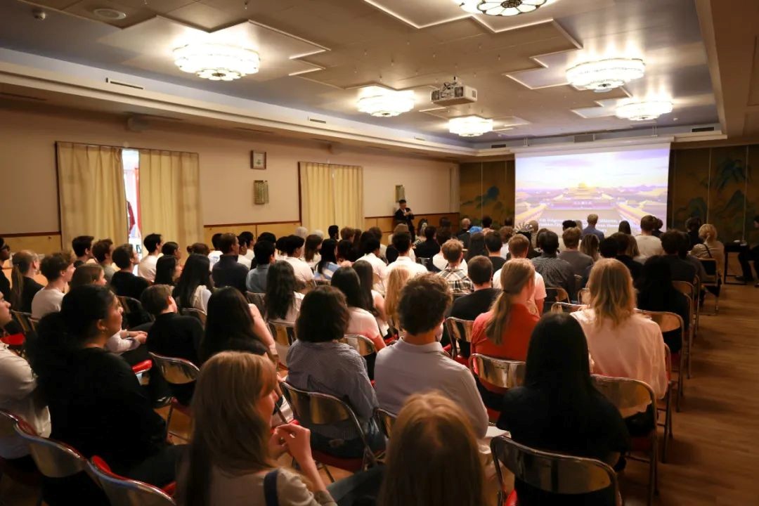 2025����丰����ѧ�����ͻ��ֳ����й�פ����ʹ�ݹ�ͼ