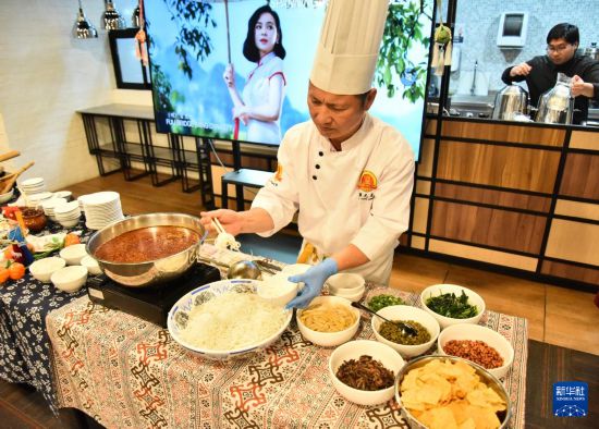 823գ׶˹ͼеѧԺԹϷշŴԪڡйʳ֮ҹƷζϷۡ»  