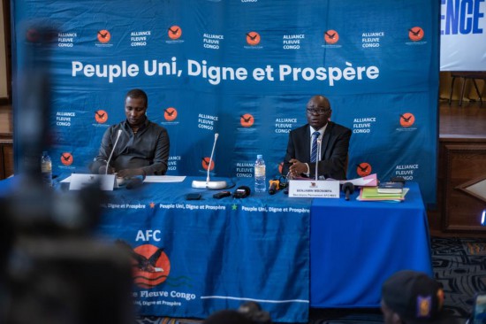 73գչ𣩷װM23˶Իķңϯڸеļ߻ᡣ»緢ķڵ١㣩