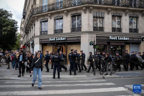 910գڷ㳡ʾֳ䡣»緢Ī㣩