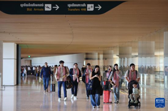 ����9��9�գ��ڼ���կ�ɵ�ʡ�������˿͵ִ�³���ʻ������»��緢�����������㣩