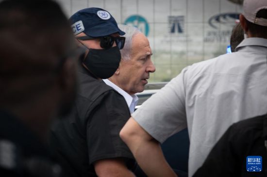 ��9��8�գ���ɫ�������������Ǻ�������Ү·����ǹ���¼��ֳ����»������ �¾��� ��