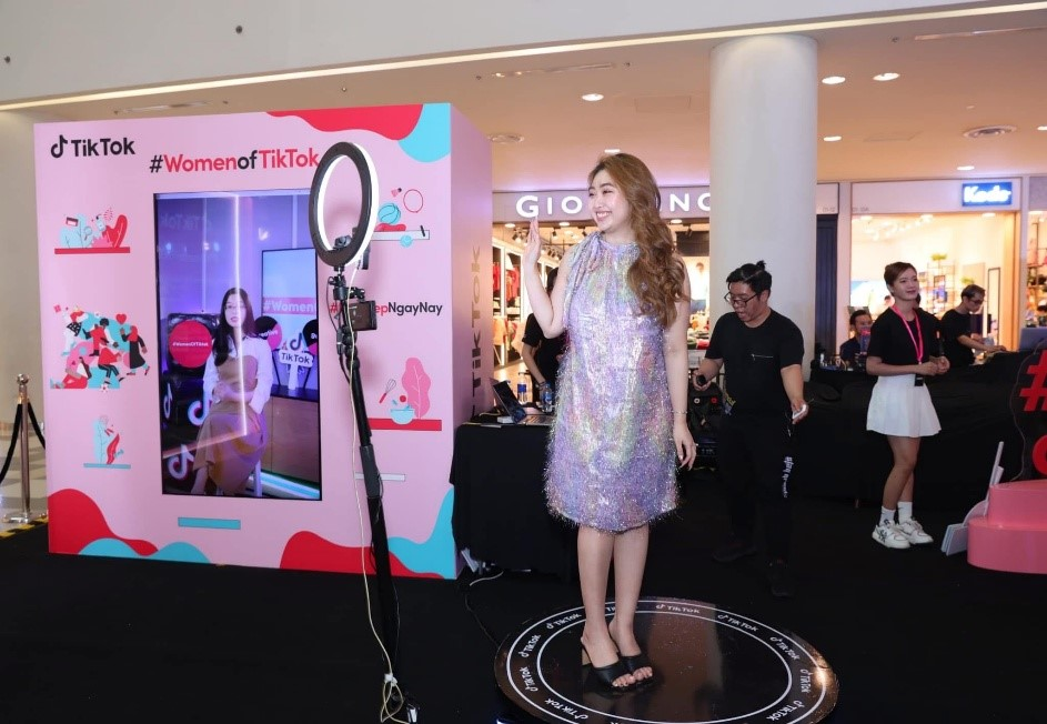 ����ɽ����TikTok�����ڼ䡣�ܷ��߹�ͼ