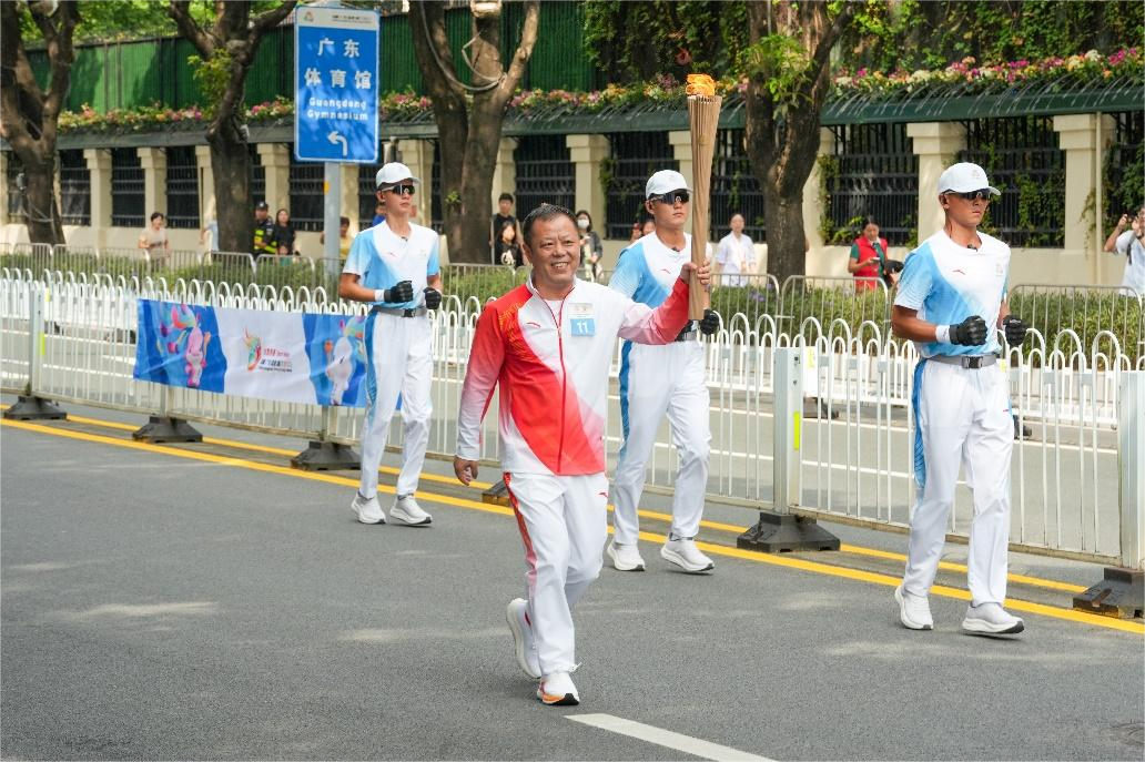 йŹ㶫˾ίǡܾεʮ˻洫ݹվ֡㶫Źͼ