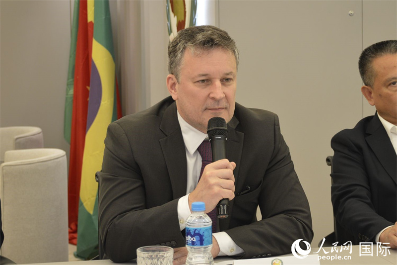 йѺЭϯˡŵ׼̸´ǡ 楚